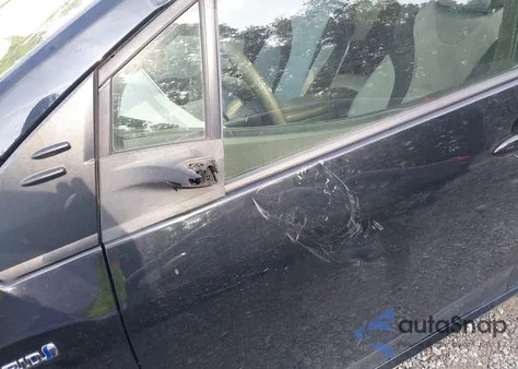 2017 Toyota Prius Two из США, поврежденный, VIN JTDKBRFU4H3036639